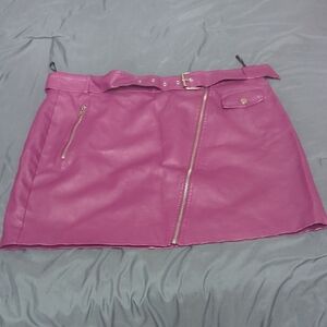 Pink Faux Leather Mini Skirt with Zipper